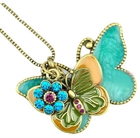 ButerflyTurquoiseCeramicNecklace.JPG