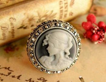 RingAncient palace beautiful head wholesale jewelry vintage chic ring.jpg